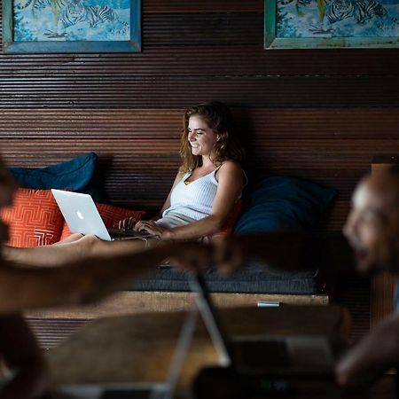 Tribe Theory Startup Village For Entrepreneurs Kuta Lombok Exterior foto